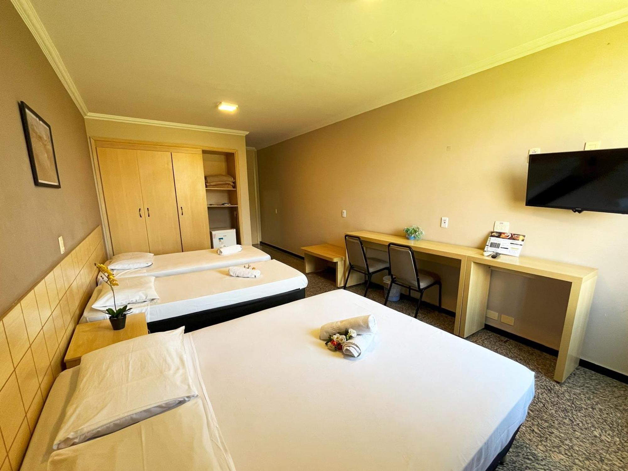 Hotel Diplomat Brasilia Esterno foto