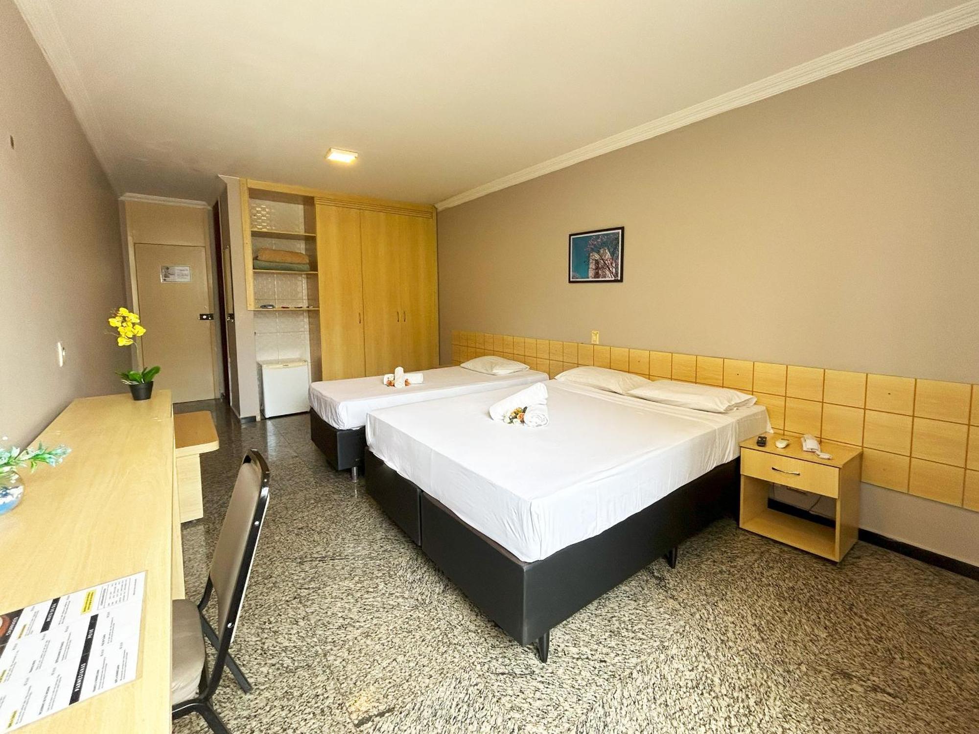 Hotel Diplomat Brasilia Esterno foto